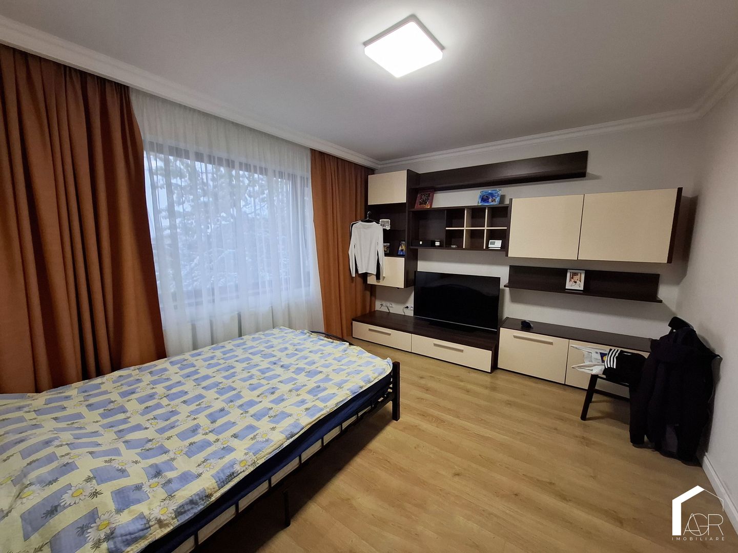 Casa P+1E+M, cu 5 camere, Cocosesti - Poză 15