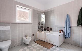 Timisoara - Girocului Vila 12 Camere 4 Bai | 497mp Utili 1373mp Teren - Poză 10