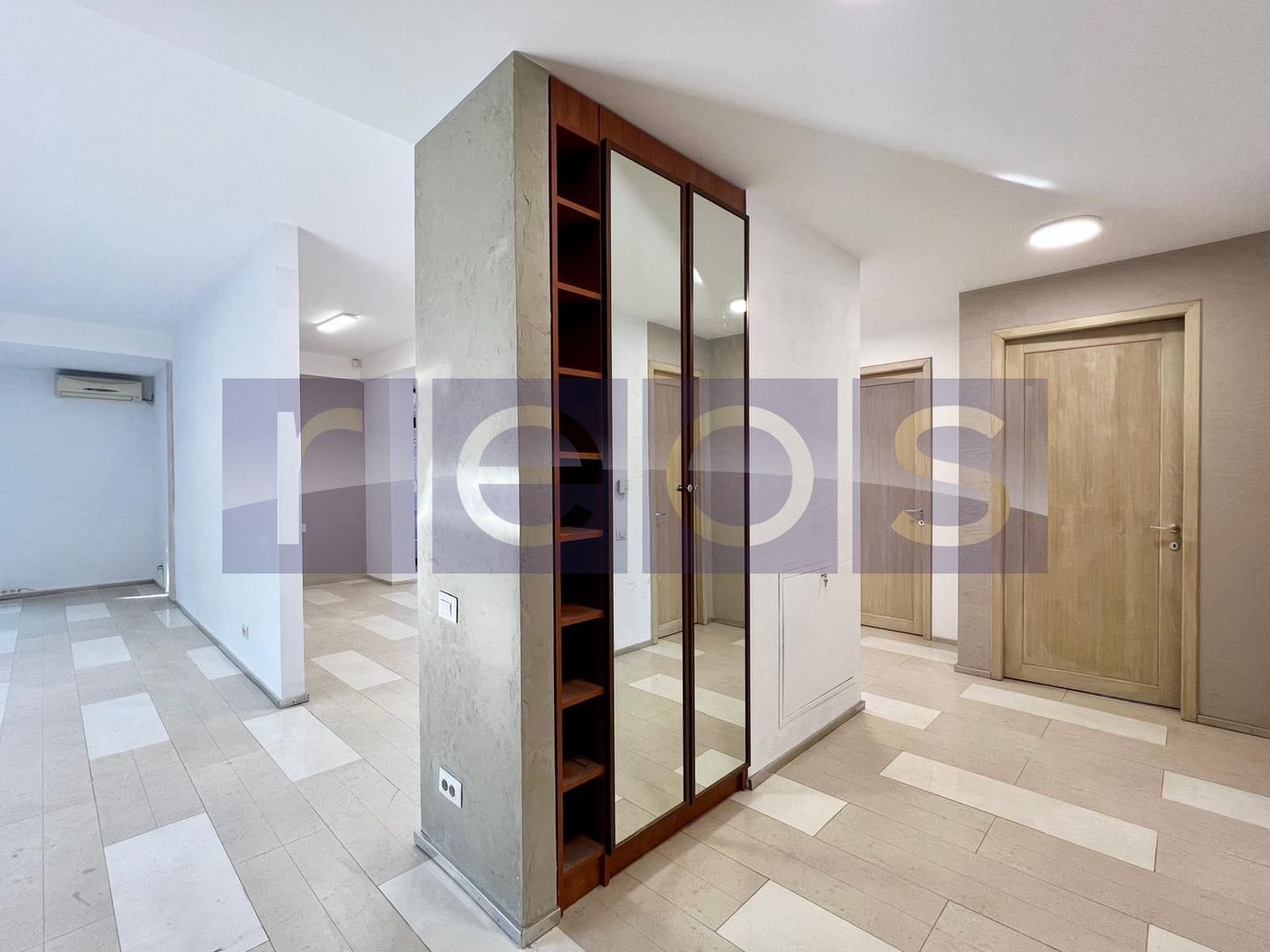 VANZARE VILA SPECTACULOASA | BANEASA | 380MP | VEDERE PADURE | PARCARE - Poză 14