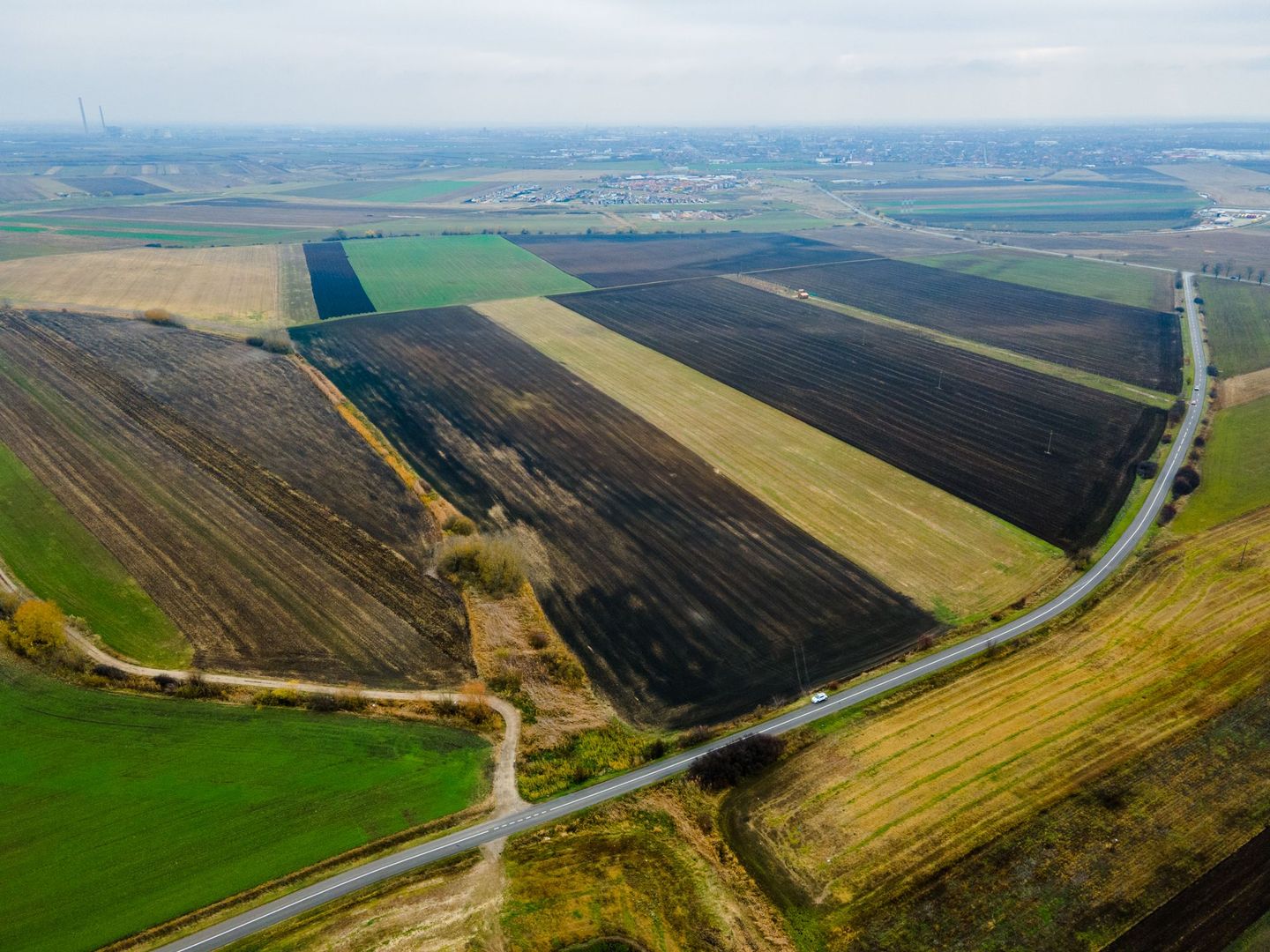 Teren Sânpaul lângă șosea - Poză 6