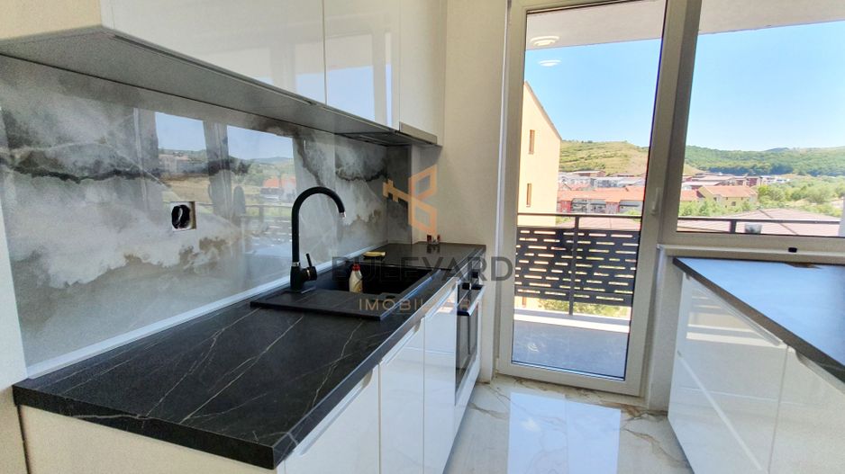 Apartament ultra modern cu 2 camere, zona strazii Eroilor! - Poză 2