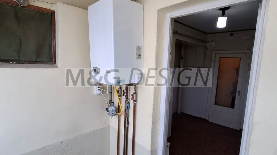 Spitalul Judetean - Casa Tineretului 3 camere, etaj 2, centrala gaz - Poză 9