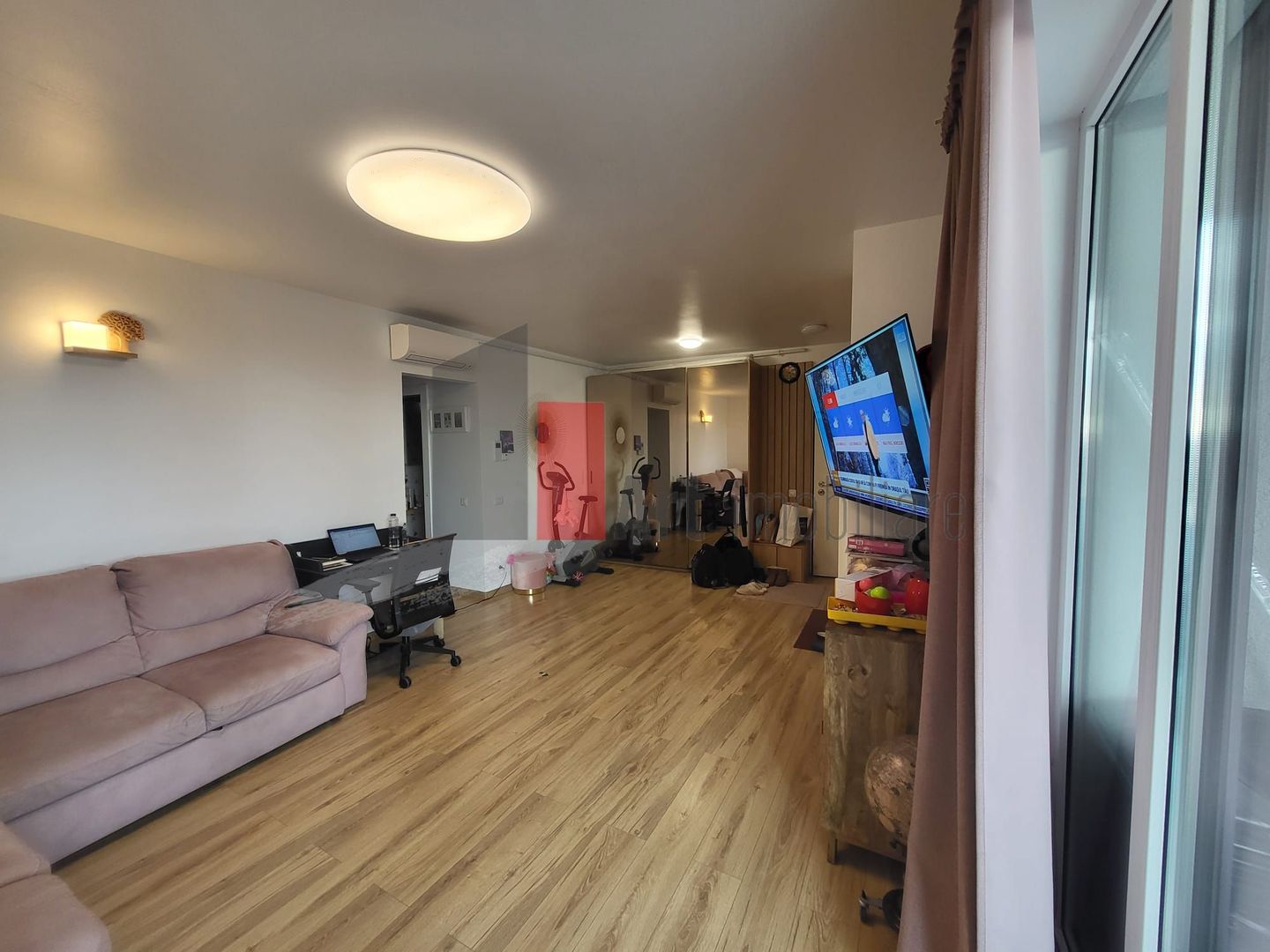 Exclusivitate, Apartament complet mobilat si echipat - Poză 5