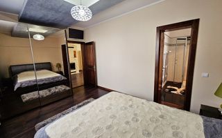 Casa 5 camere, 870 mp teren, mobilata, utilata, zona Cetate - Poză 9