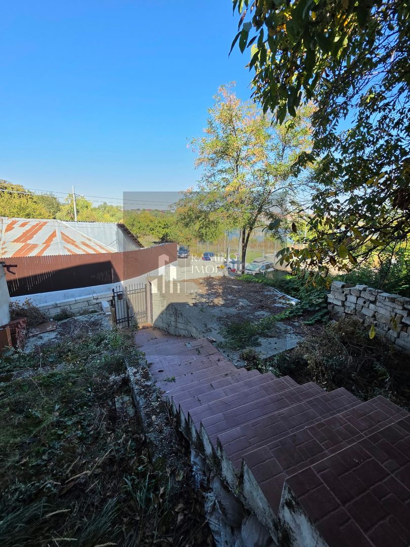 Casa individuala  Soseaua Fundeni Sector 2 Vedere Lac - Poză 9