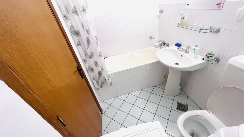 GARSONIERA MODERNA DECOMANDATA BLOC 2006 CENTRALA BLOC METROU V IALOMITEI - Poză 8