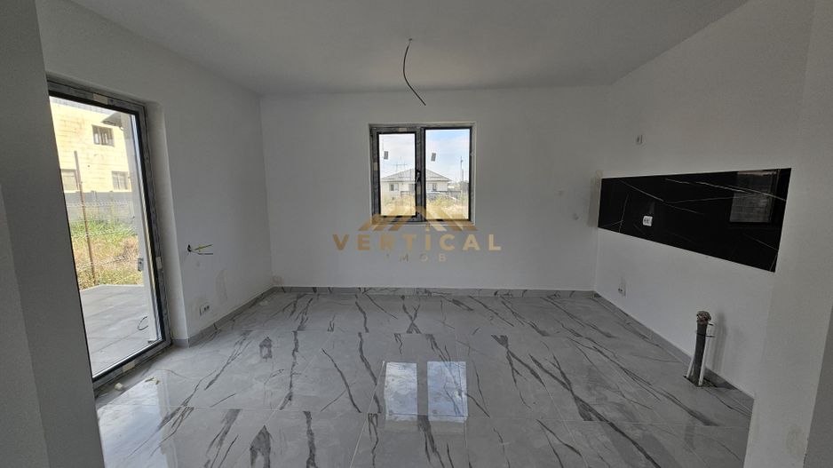 Casa parter 3 camere - comuna Berceni - Poză 9