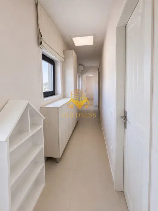 3 camere Semidecomandate, Parcare, Eric Berghel, Modern, Borhanci,AC - Poză 4