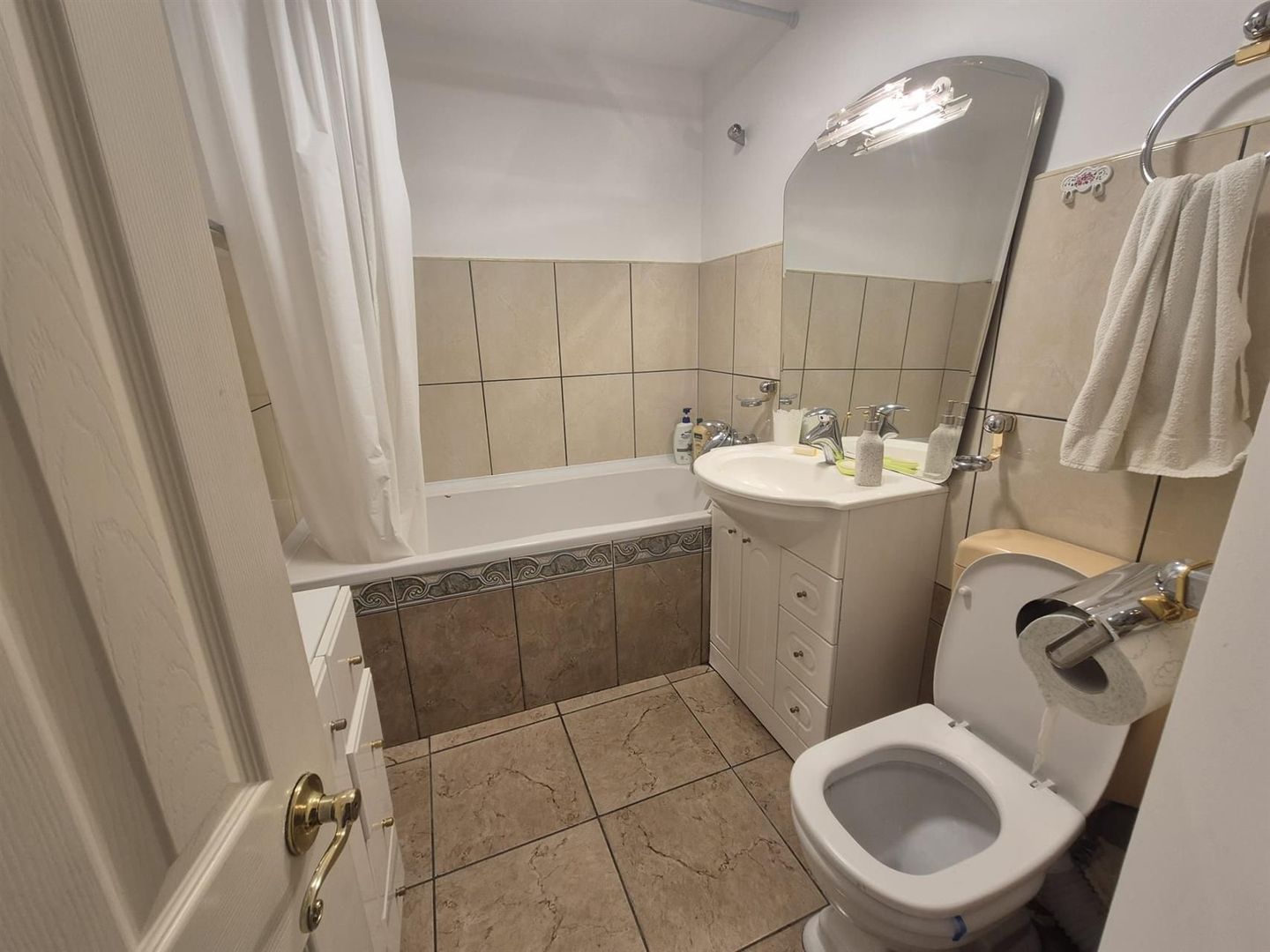 Apartament 3 camere, decomandat, Tolstoi, et.3 - Poză 7