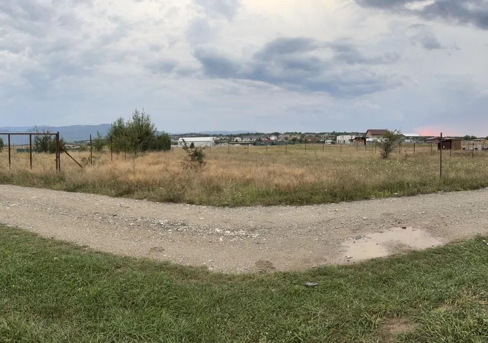 Teren cu PUZ , Zona Aerodrom Magura - Poză 3