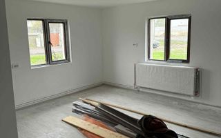 Casa de vanzare proprietate - Poză 8