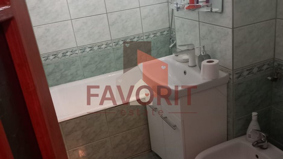 3 camere | decomandat | centrala proprie | boxa | zona excelenta | 2 bai | - Poză 11