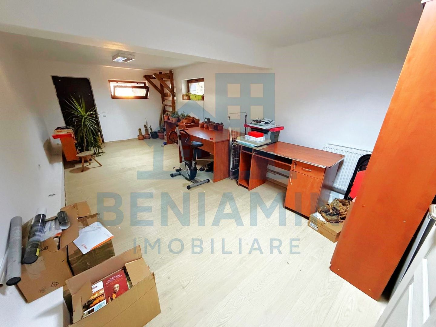 Casa P+M-Zona Hanul Doctorului-Teren 500mp-Toate Utilitatile-2010 - Poză 10