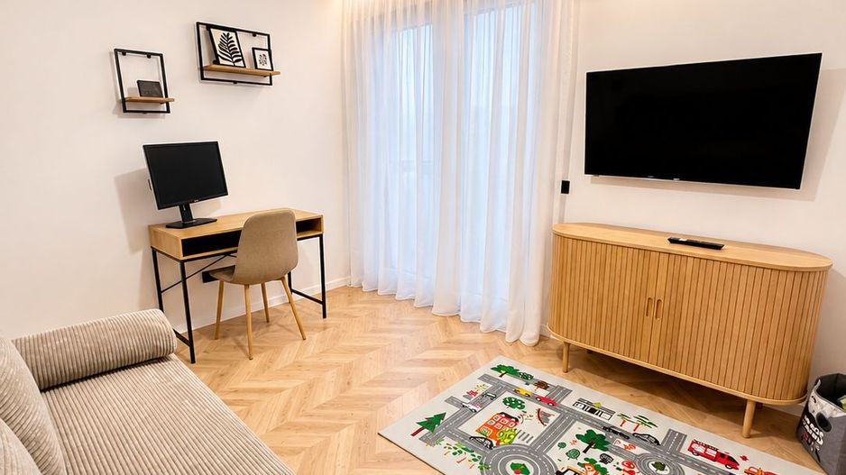 Chirie apartament 3 camere - piscina - parcare subterana, Sibiu - Poză 7