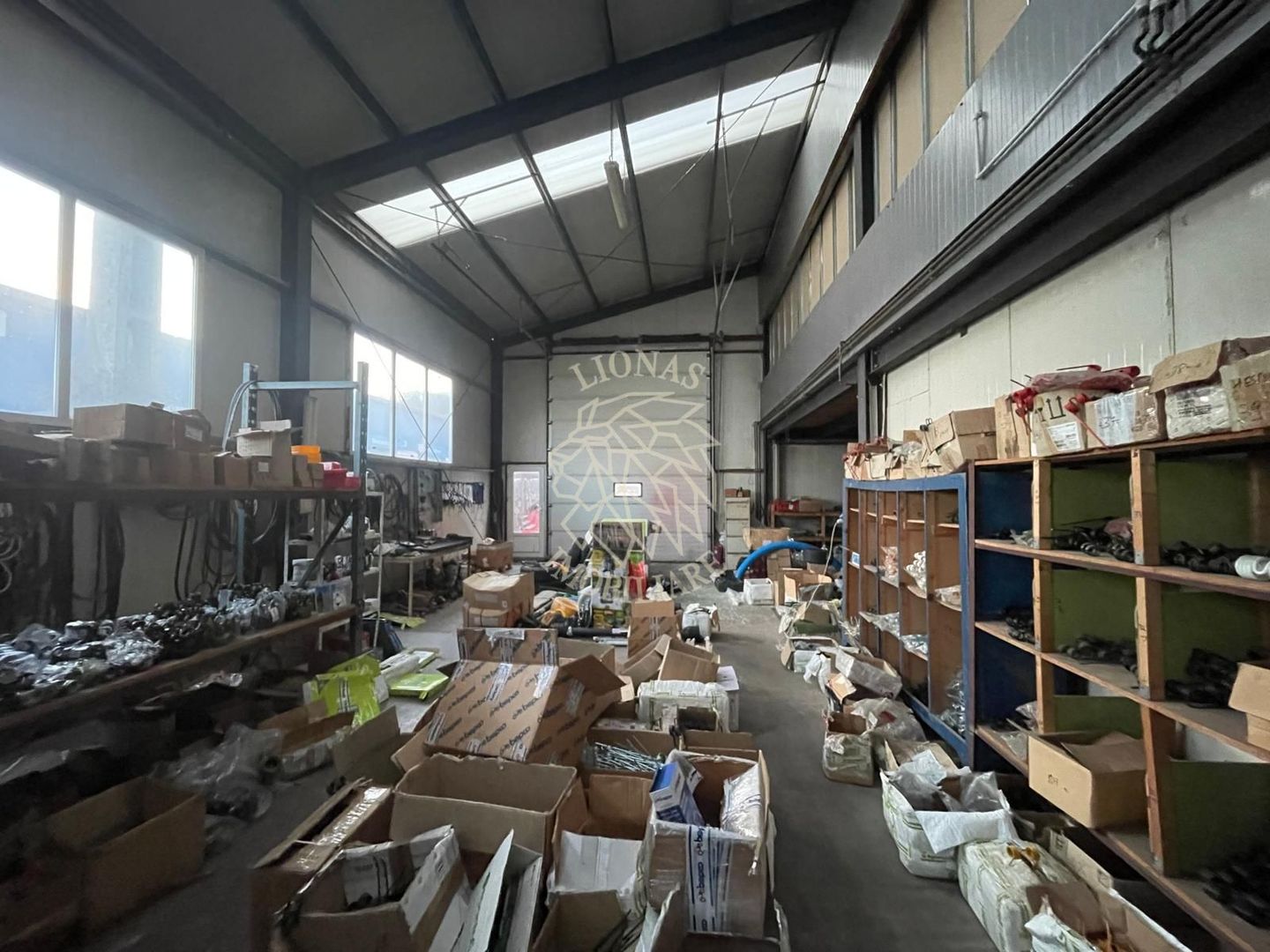 Hala la strada principala 350 mp-Viisoara - Poză 12