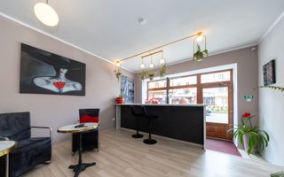 Spațiu comercial stradal de închiriat - Central - Iuliu Maniu - 72mp - Poză 4