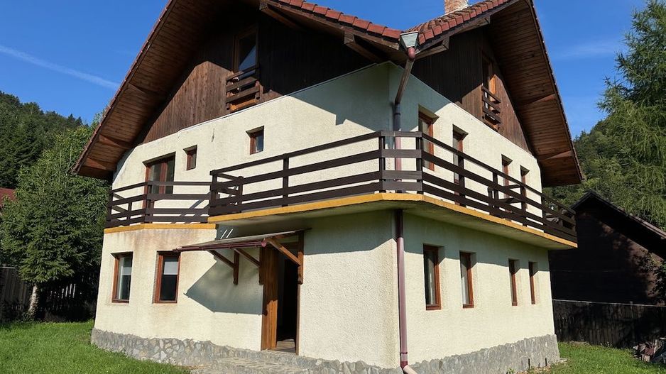 Vila de vanzare Plaiul Foii - ocazie unica! - Poză 2