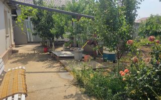 Casa la sol cu teren 1055 mp si livada - Vanatori, Galati - Poză 6