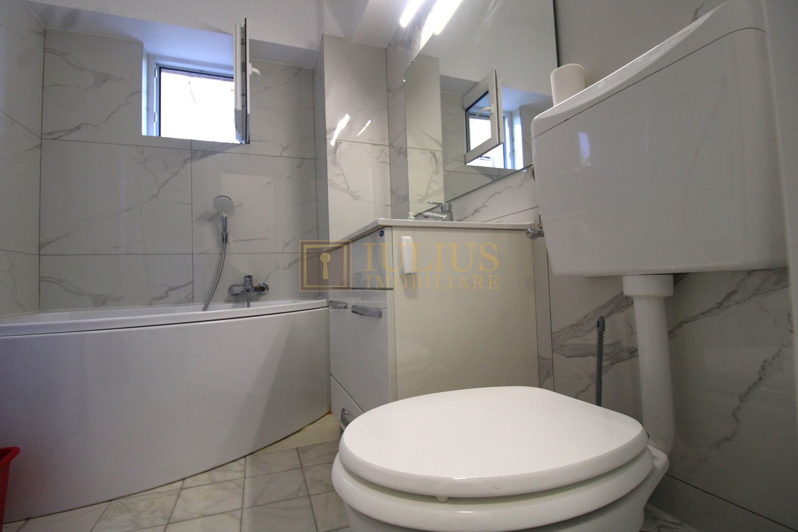 4 camere decomandate, la doar 3 min de Iulius Mall - Poză 19