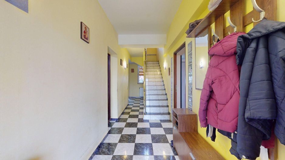 Casa ideala  Locuinta si afacere 665mp teren - Poză 8