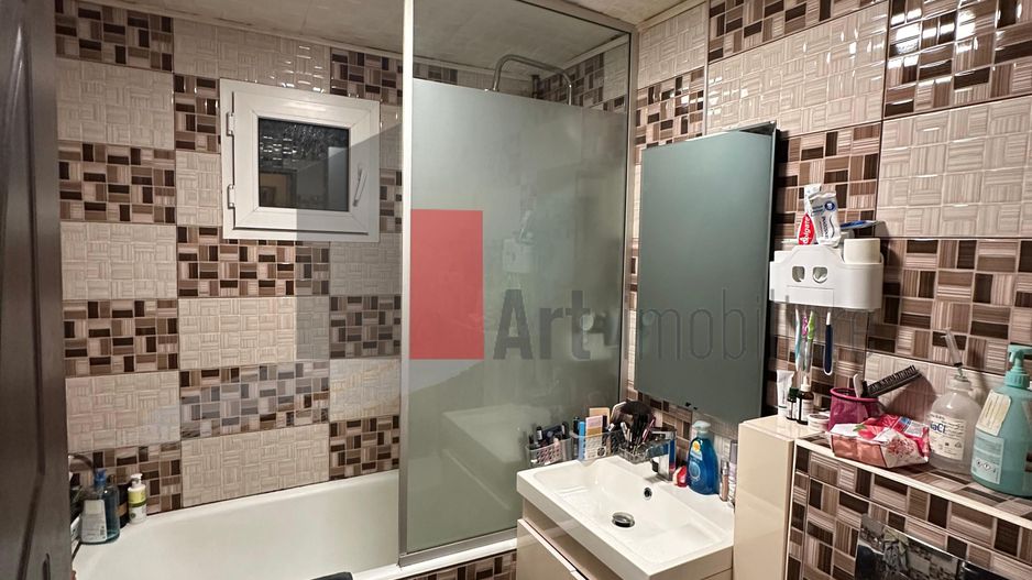 Apartament 3 camere, parter, complet utilat – gata de mutat - Poză 3