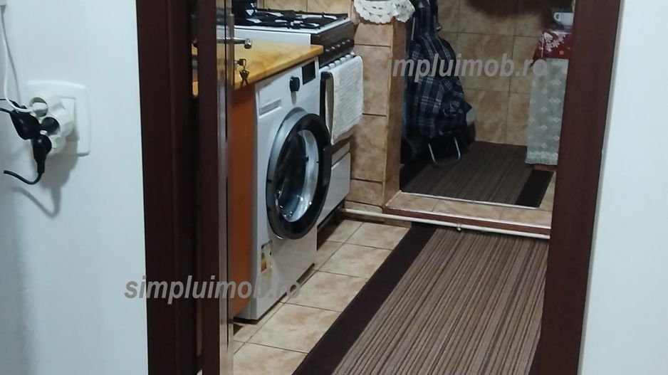 2 Camere Decomandat parc Titan bloc cu buncar din anul 1978 - Poză 3