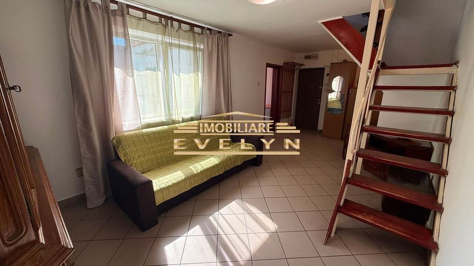 Apartament 3 camere + mansardă autorizată de vânzare – Zona Școala Nr. 7 - Poză 1