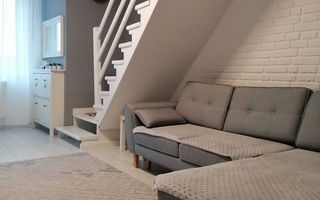 Apartament 70 mp, scara interioară, curte, parcare și boxă, mobilat. - Poză 4