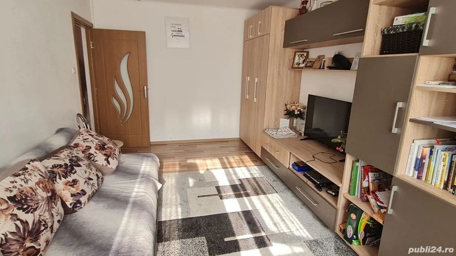 Apartament 3 camere, etaj intermediar, zona Lipovei - Poză 8