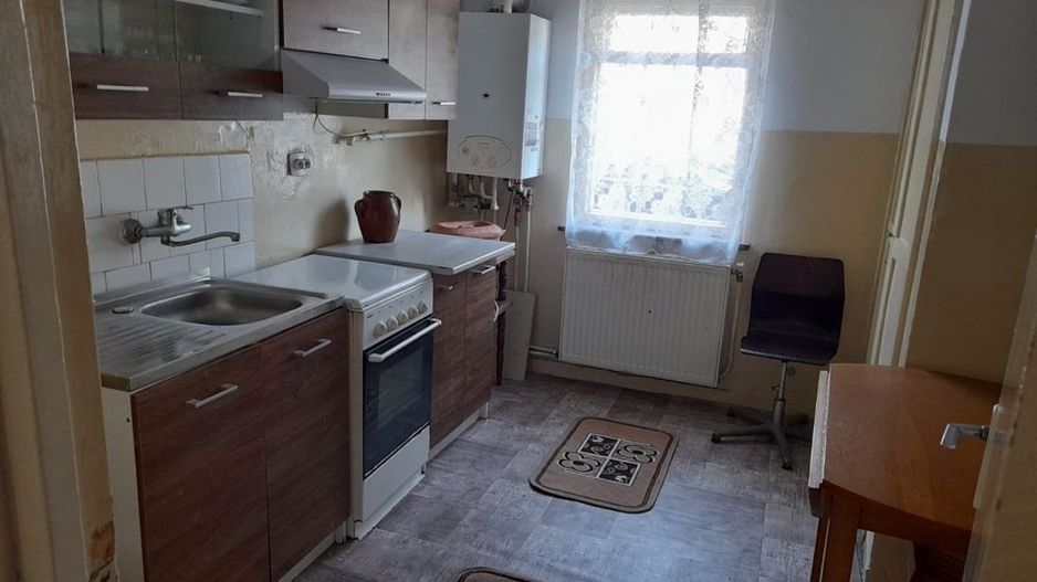 Apartament 3 camere 2 băi pe drumul careiului - Poză 7