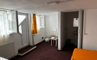 Casa individuala de vânzare cu spațiu comercial inclus în Blaj Centru - Poză 7