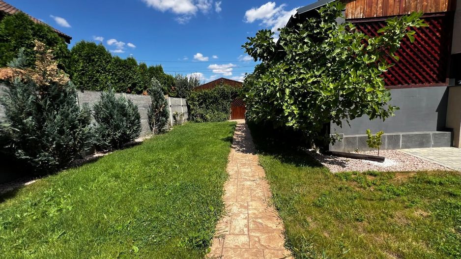 Duplex cu 4 camere, amplasament excelent |Dumbrăvița| - Poză 11