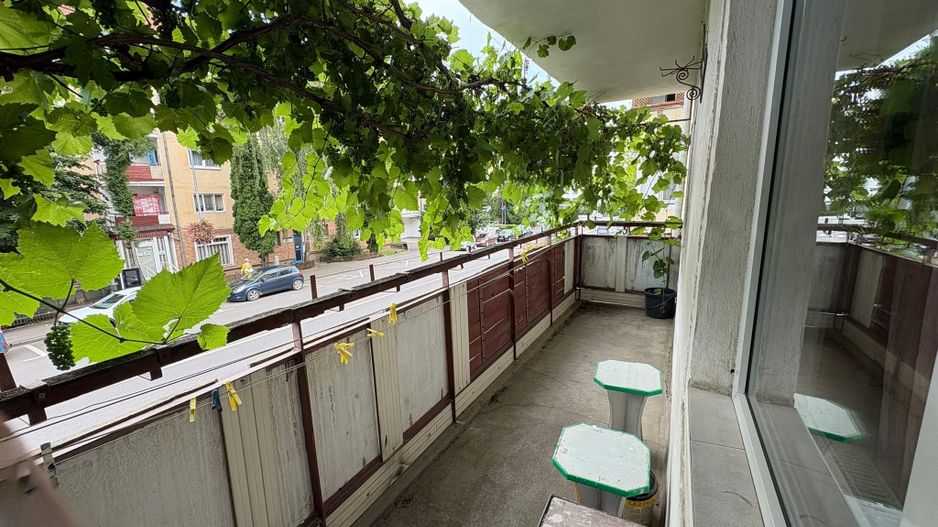 Apartament 4 decomandat camere 87 mp de închiriat zona semicentrala etaj 1 - Poză 13