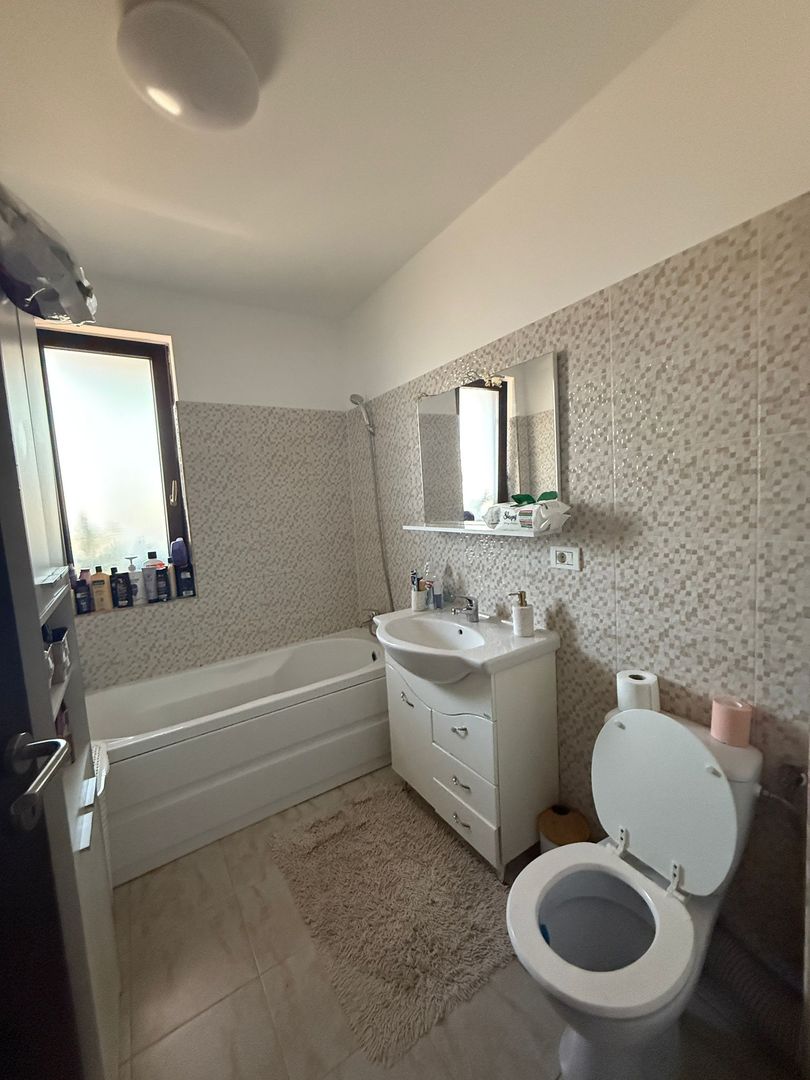 Giroc-Eso | 2 Camere | Lift | Loc de parcare | Mobilat si utilat - Poză 10