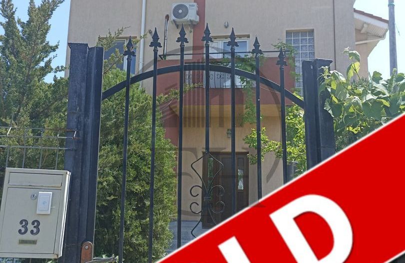 RENTED / INCHIRIAT Casă / Vilă cu 3 camere de închiriat în zona Elvila - Poză 1