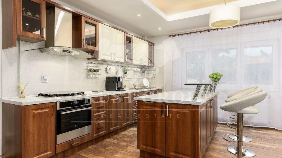 Casa 5 camere | Parcul Circului | Curte libera 300mp - Poză 4