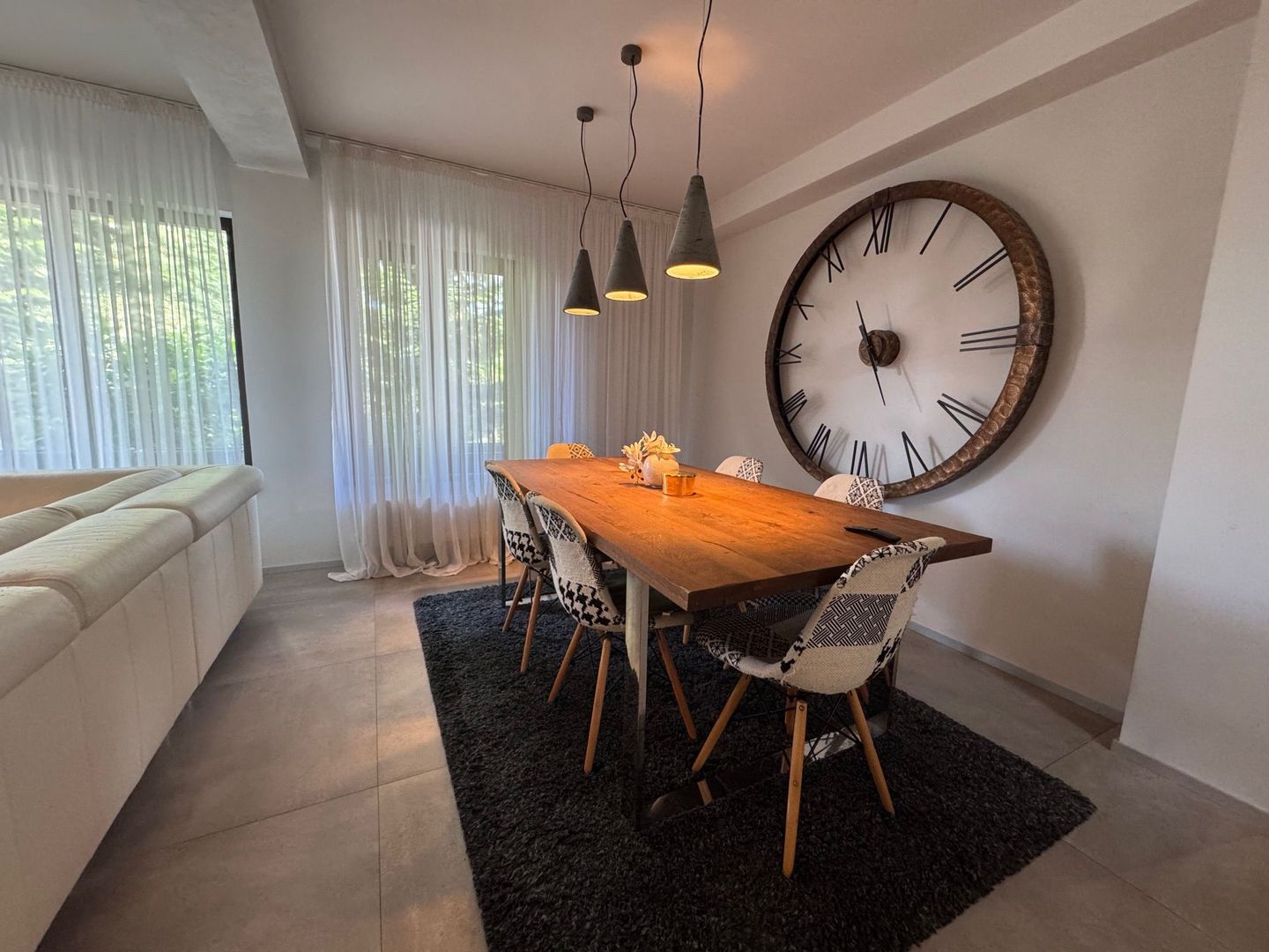 Vila de LUX Tunari, 214m2 utili, 600 curte - Poză 9