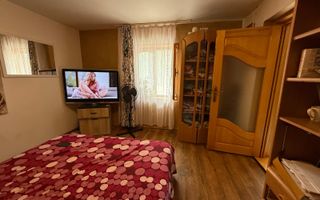 De vanzare casa in Hudum, teren generos. - Poză 5