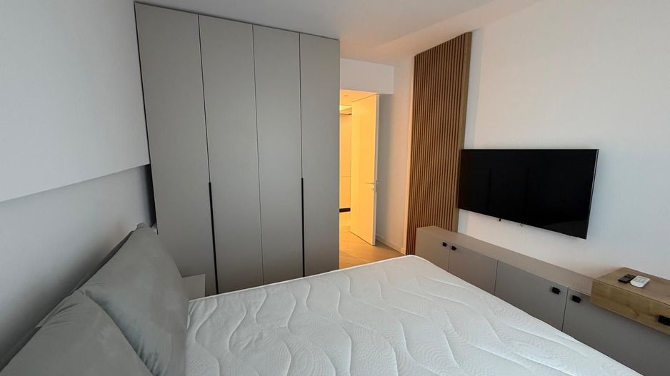 2 camere de inchiriat Cortina North - Poză 2