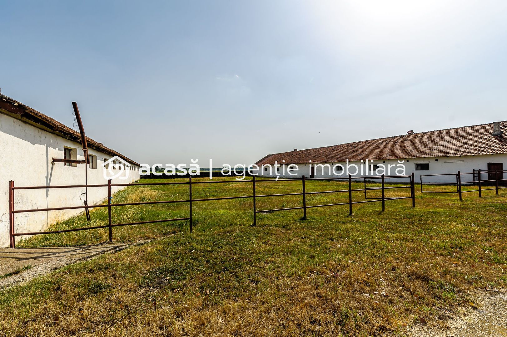 Fermă Mândruloc 2,5 ha - Poză 7