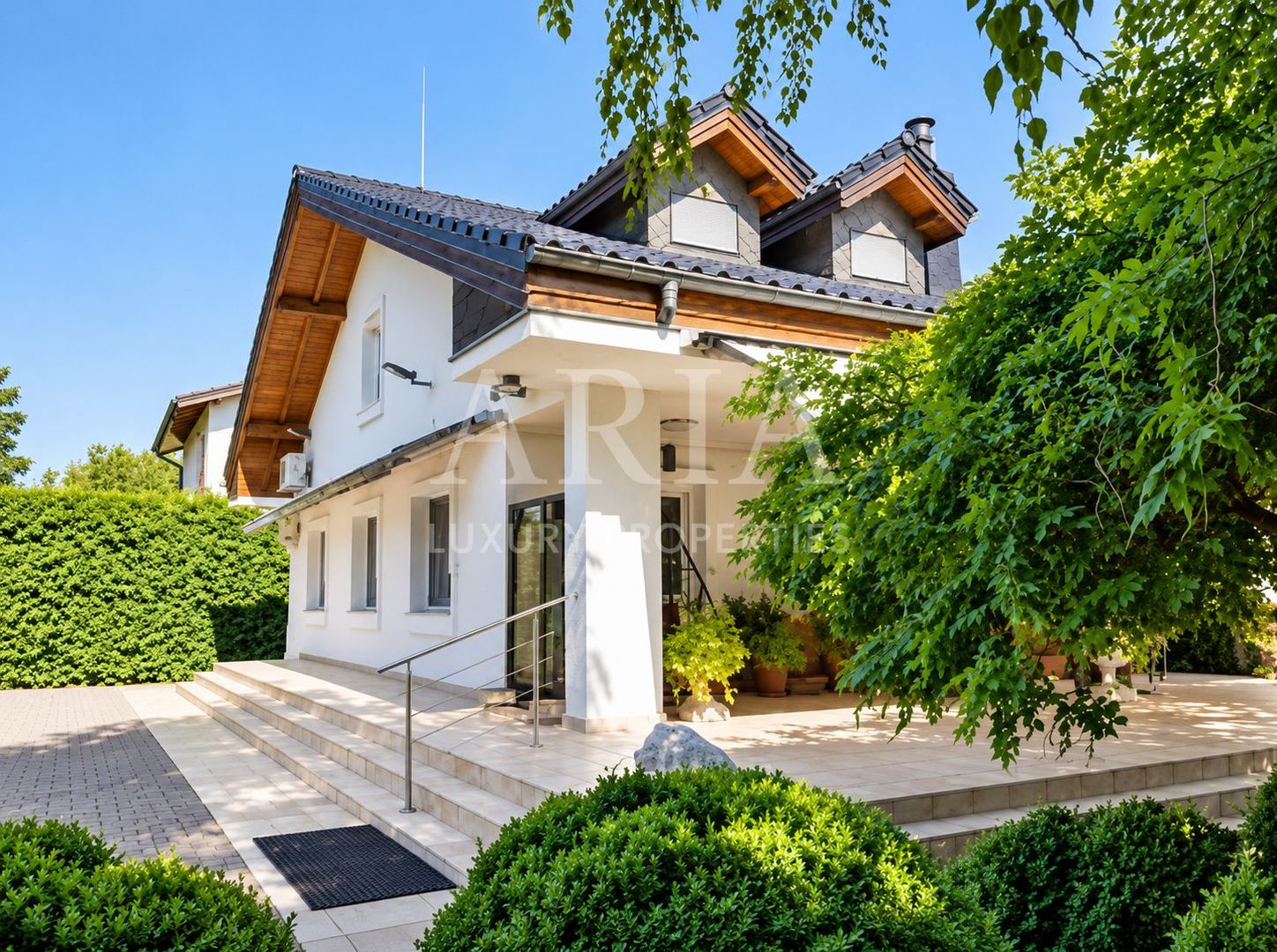 VILA LUX 2800MP GRADINA - Poză 4