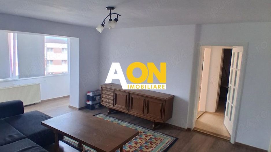 Apartament 2 camere Cetate - Poză 1