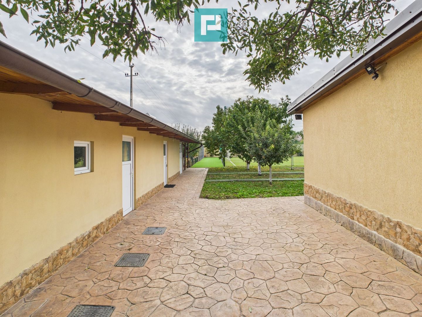 Casă exclusivistă cu 4 camere, în Secusigiu, Arad - Poză 30