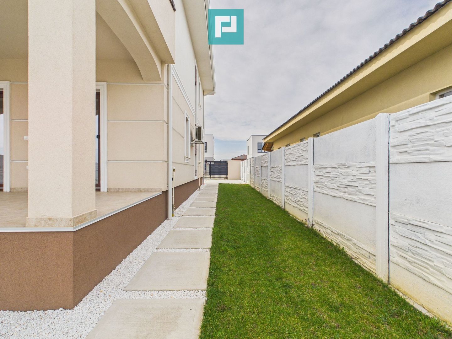 Duplex modern cu 5 camere Moșnița Nouă - Poză 32