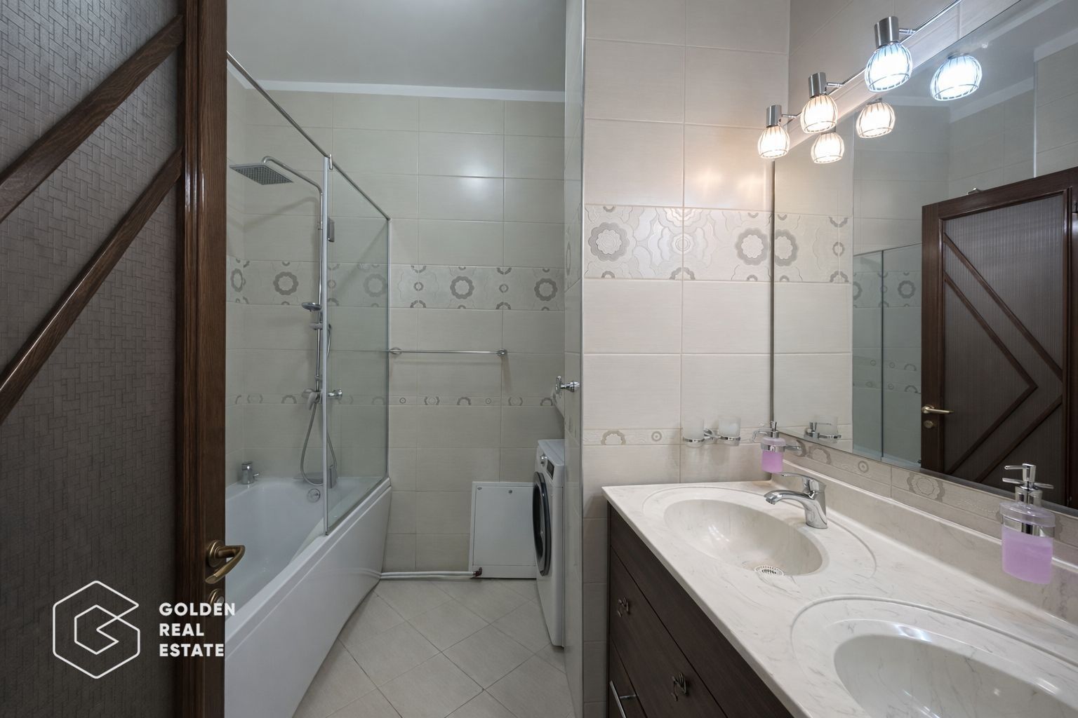 Penthouse Ared Uta, amenajat modern, vedere panoramica spre Stadionul Uta - Poză 10