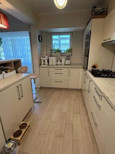 APARTAMENT SUPERB TIRULESCU | PIATA VICTORIEI - Poză 3
