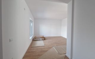 NOU APARTAMENT 4 CAMERE  101 MP CU GRADINA - Poză 7