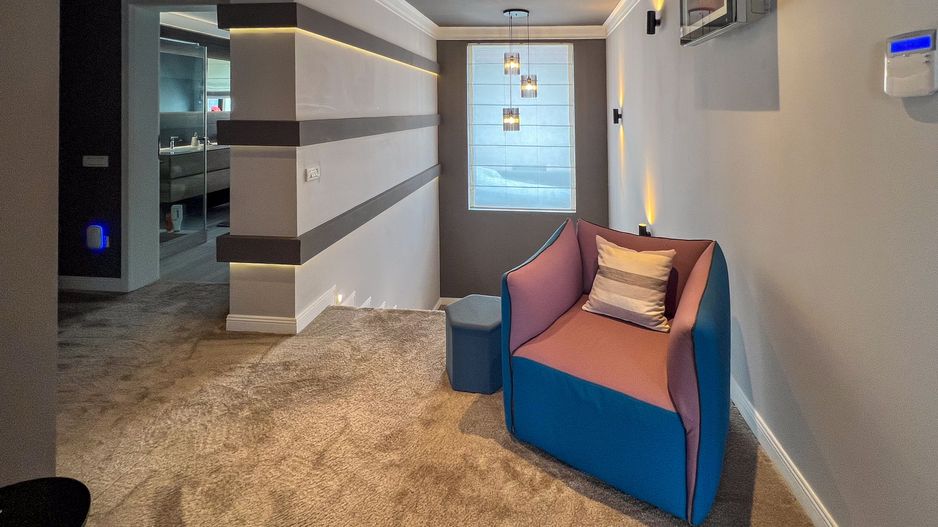 Ready to move  |  Vila premium cu piscina și jacuzzi încălzite - Poză 7