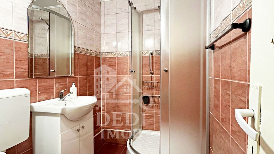 Apartament cu 3 camere de inchiriat zona Calea Aradului, Oradea - Poză 8