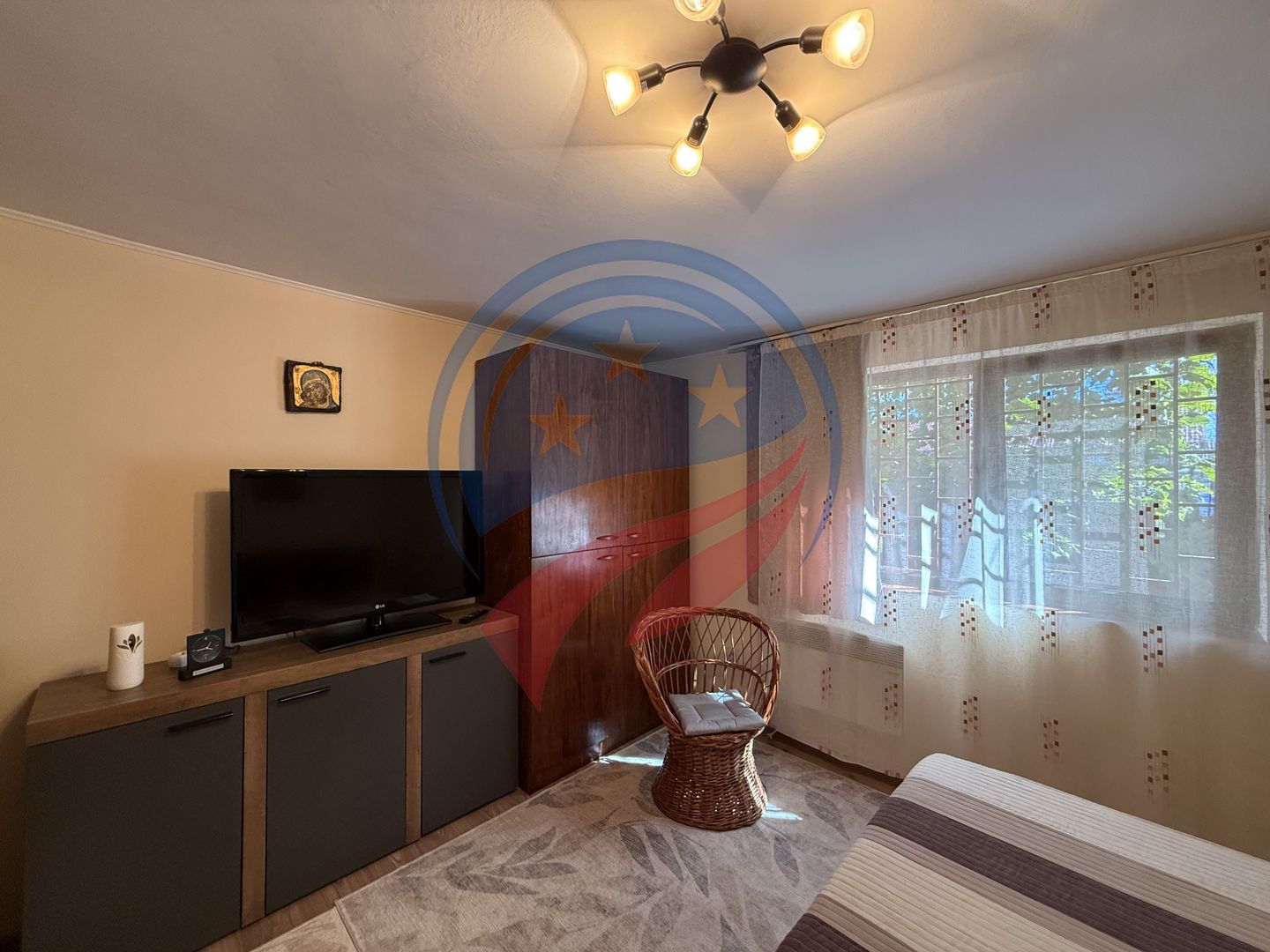 CASĂ DE VÂNZARE – MĂLURENI, JUDEȚUL ARGEȘ | 154 MP | TEREN 2.100 MP - Poză 7